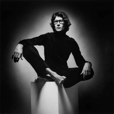 yves saint laurent kiejtése|Yves Saint Laurent (designer) .